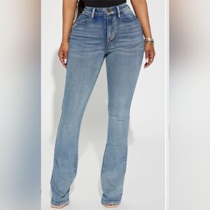 Sculpting Stretch Jeans